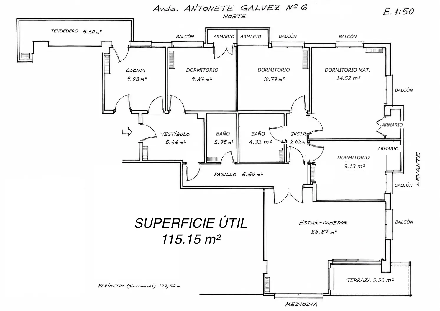 Plano técnico de distribución del piso en Avda. Antonete Gálvez Nº 6: 4 habitaciones con armarios empotrados al exterior, 2 baños, cocina, salón-comedor, 6 balcones + terraza y lavadero-tendedero, escala 1:50